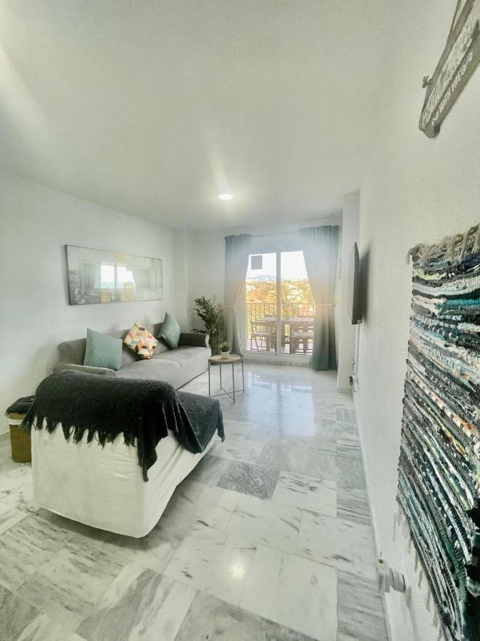 Two Bed, Two Bath Apartment With Sea Views - Angel De Miraflores Malaga Exterior photo